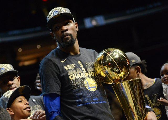 边路突破 边路突破