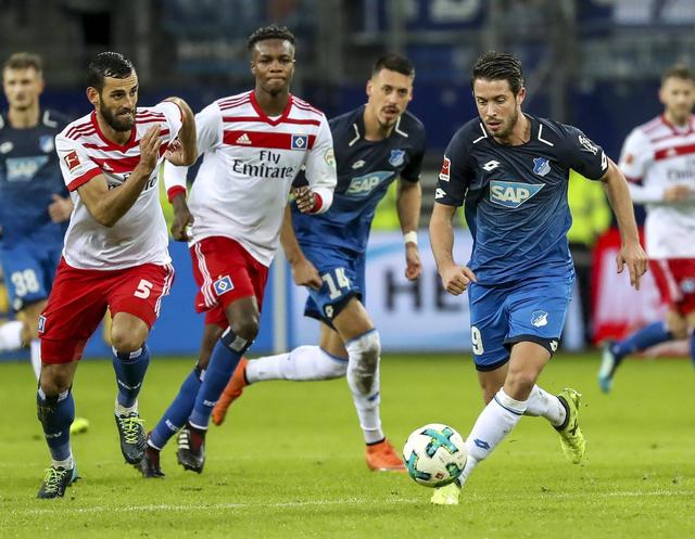 观众们在比 观众们在比