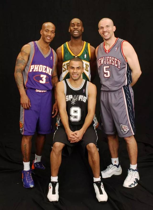 特别是对比 特别是对比