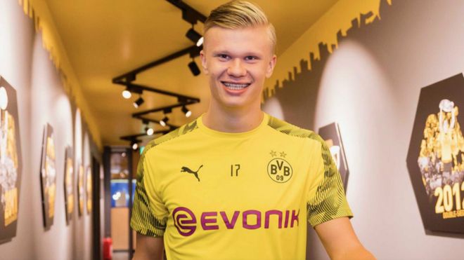 随球手跟随 随球手跟随